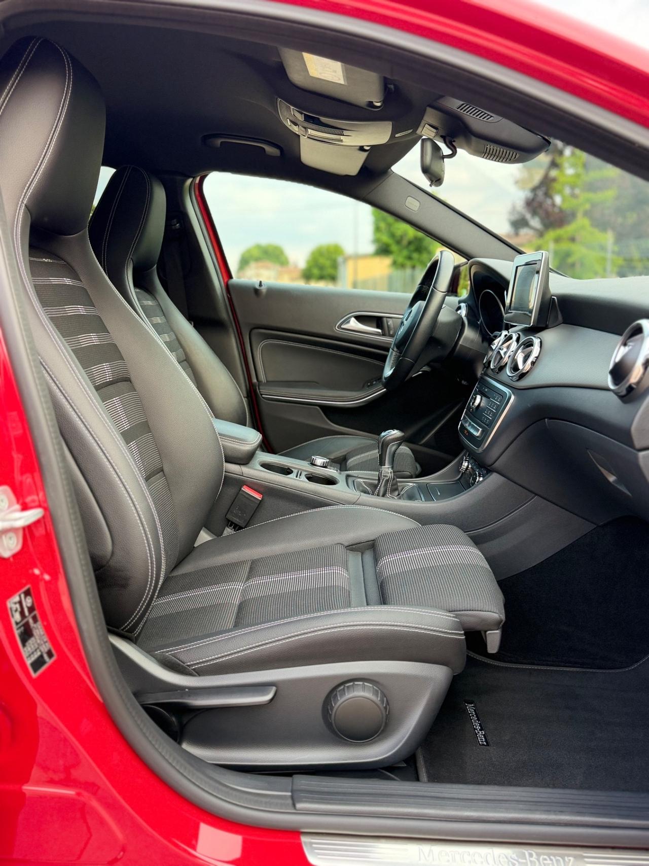 Mercedes-benz GLA 200 d Automatic Premium