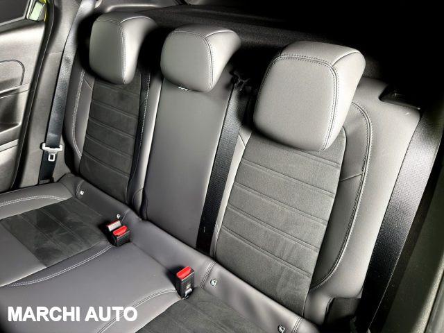 FIAT 600 Hybrid 145 CV DCT MHEV Sport Edizione Milano Corti