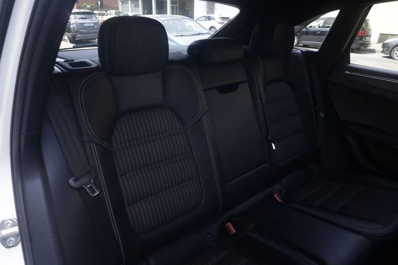 Porsche Macan Porsche Macan 2.0 T 195KW ANNO 2023