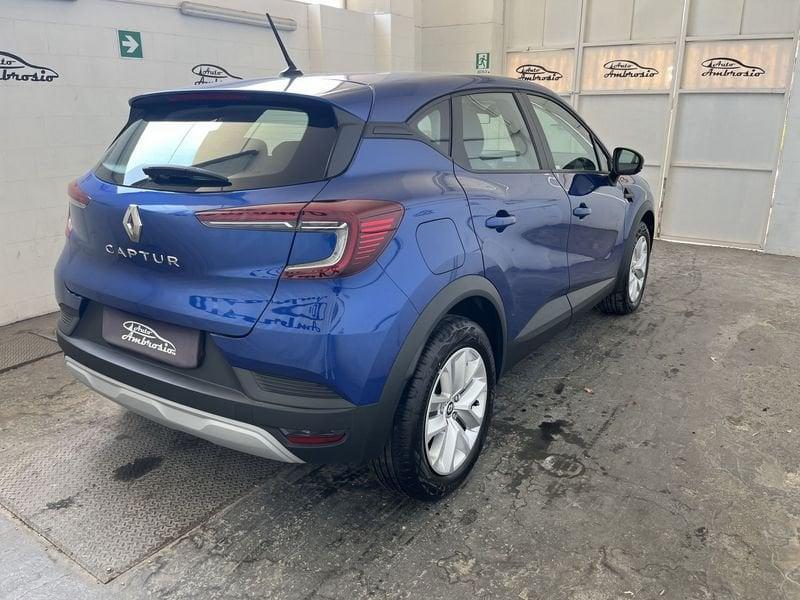 Renault Captur TCe 12V 90 CV Equilibre TUA DA 220,00 euro al mese