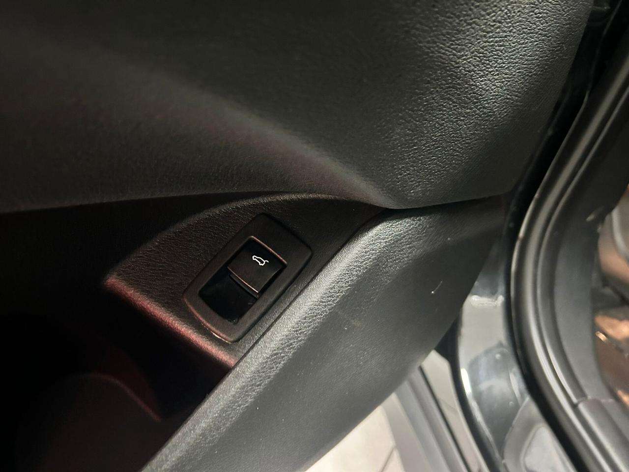 Bmw X1 sDrive18d 2016