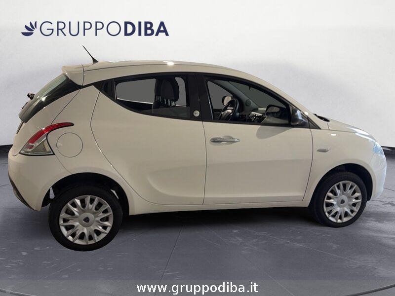 Lancia Ypsilon III 2011 Benzina 0.9 t.air Elle ecochic metano 80cv