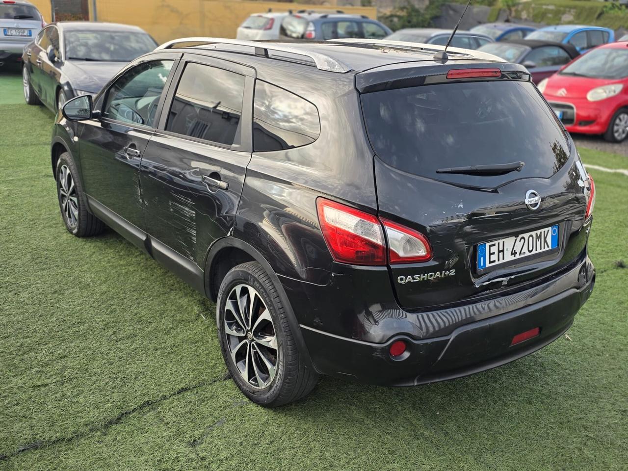 Nissan Qashqai Euro 5. con 7 posti 2012 automatico