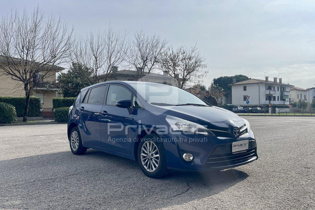 TOYOTA Verso 1.6 D-4D Active