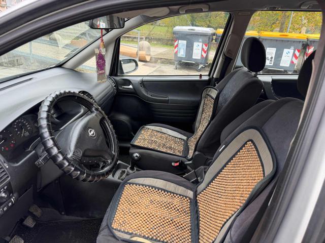 OPEL Zafira 2.2 16V DTI 7posti senza nessun lavoro da fare