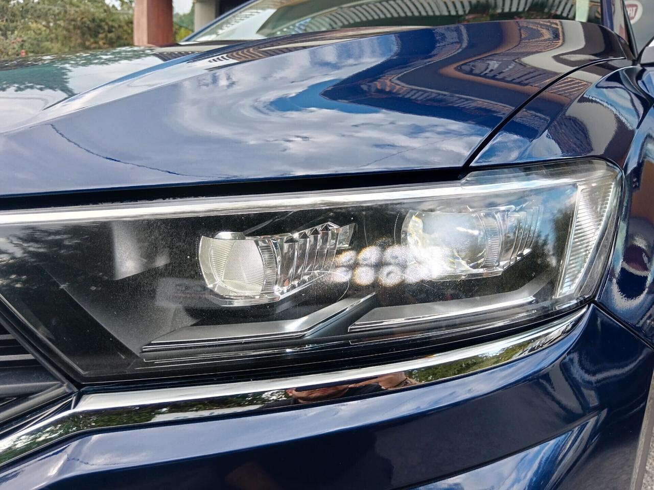 Volkswagen T-Roc 2.0 TDI 150CV 4MOTION PROMO