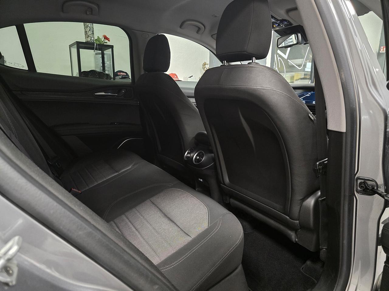 Alfa Romeo Stelvio 2.2T EXECUTIVE Q4 190CV 4X4_KEYLESS_SERVICE BOOK