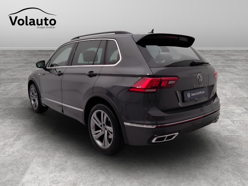 VOLKSWAGEN Tiguan II 2021 - Tiguan 2.0 tdi R-Line 150cv dsg