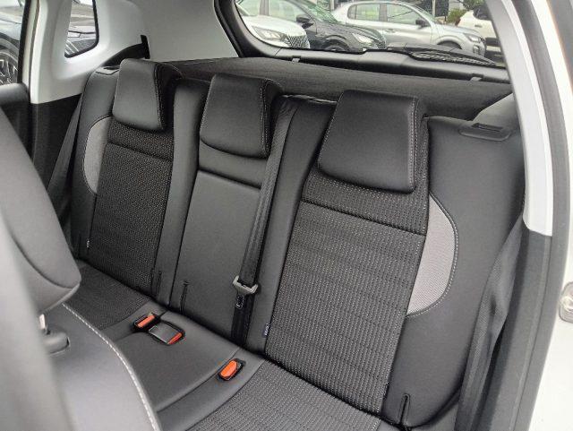 PEUGEOT 2008 BlueHDi 100 Allure