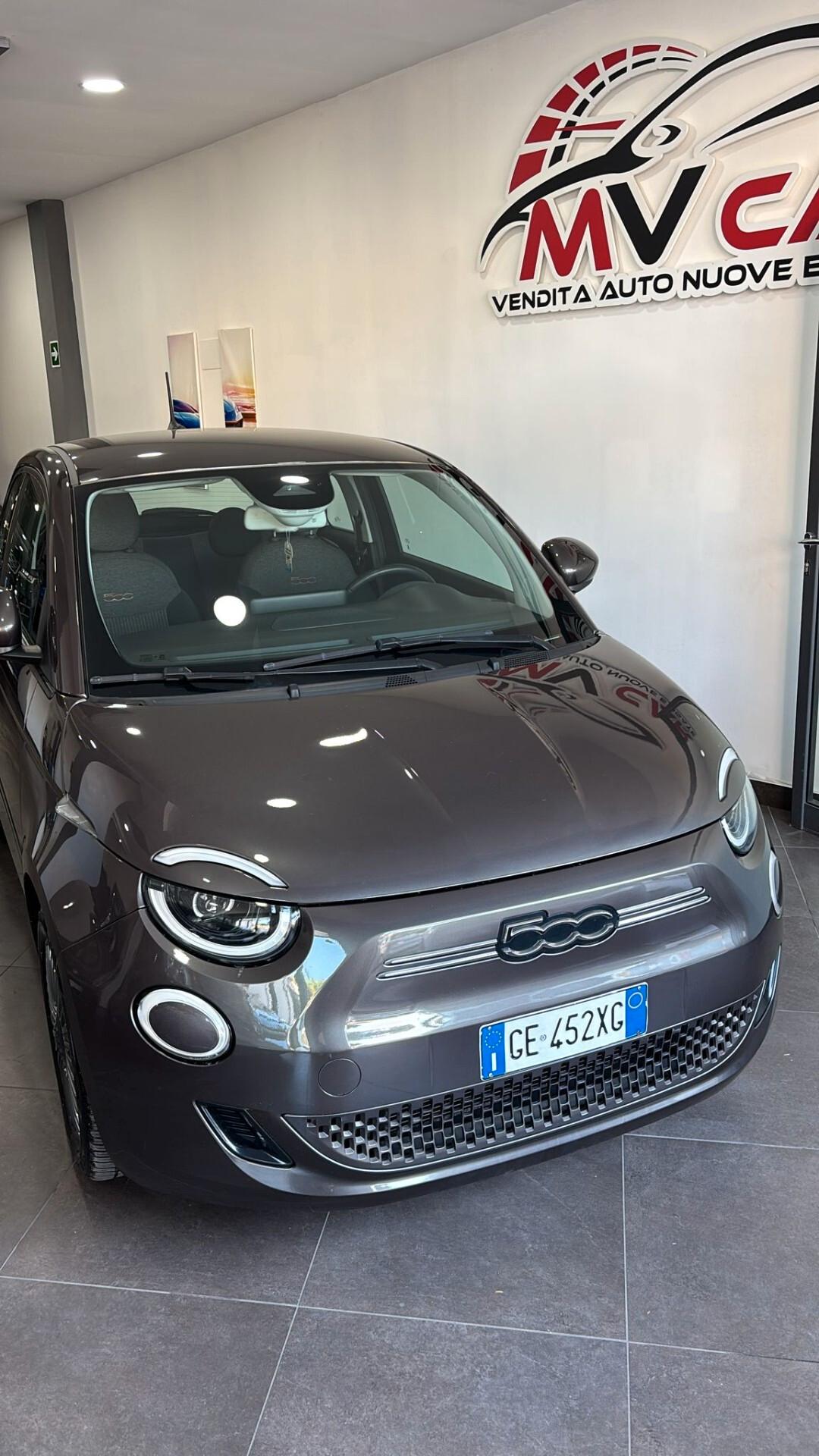 Fiat 500 500e Berlina 42 kWh Icon