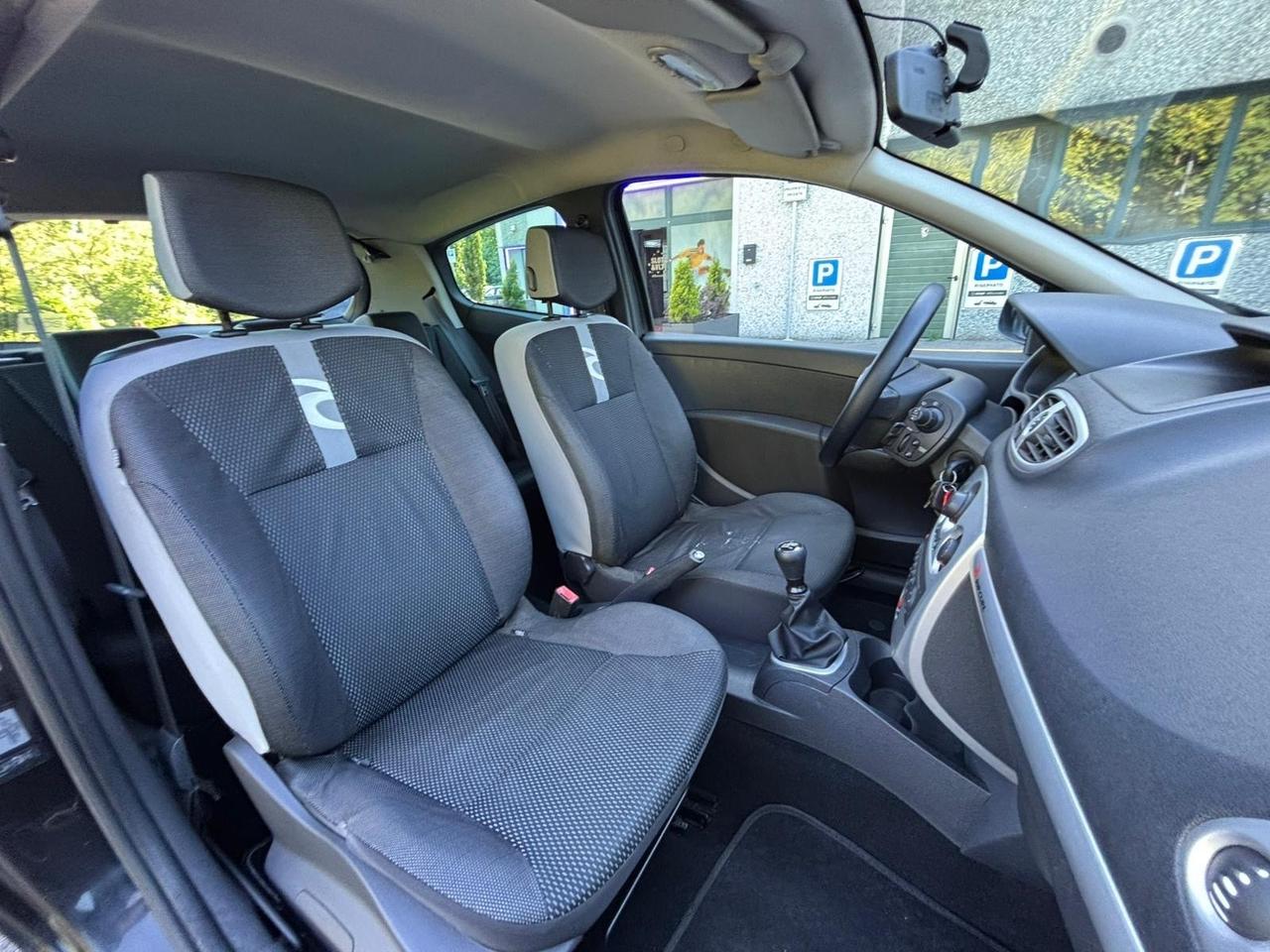 Renault Clio 1.2 16V 3 porte