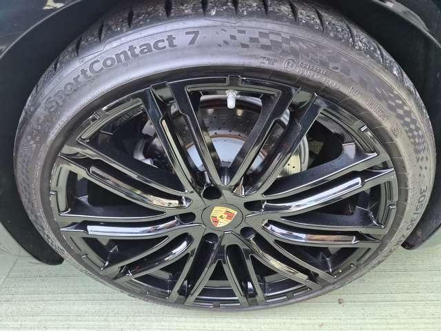 Porsche 911 Carrera 992 Coupe 3.0 Total Black Tetto Cruise