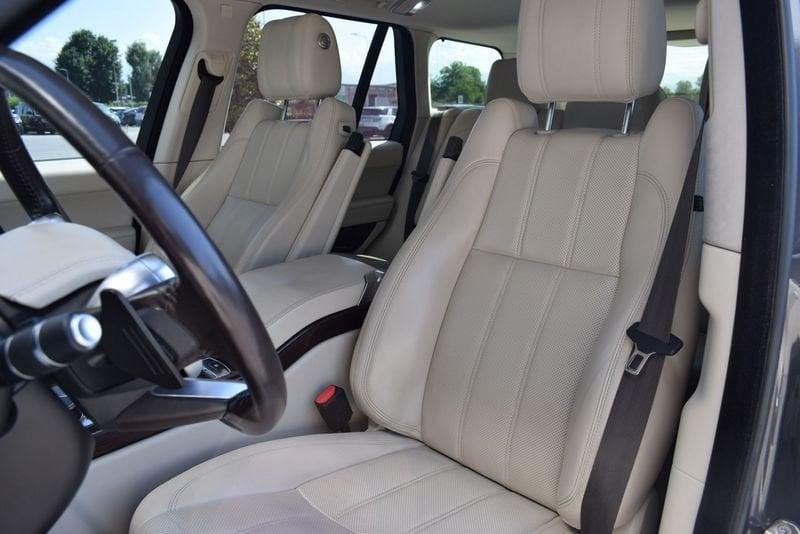 Land Rover Range Rover 4.4 SDV8 Vogue