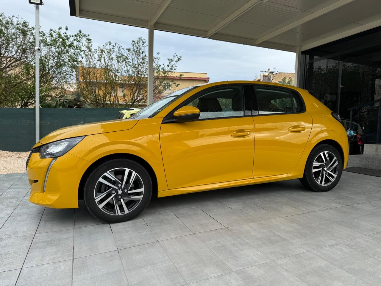 Peugeot 208 BlueHDi 100 Stop&Start 5 porte Like