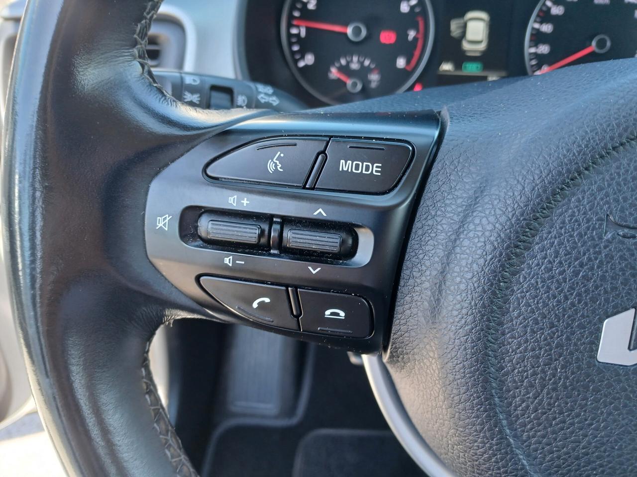 Kia Stonic 1.0 T-GDi 100 CV MHEV iMT STYLE 2022