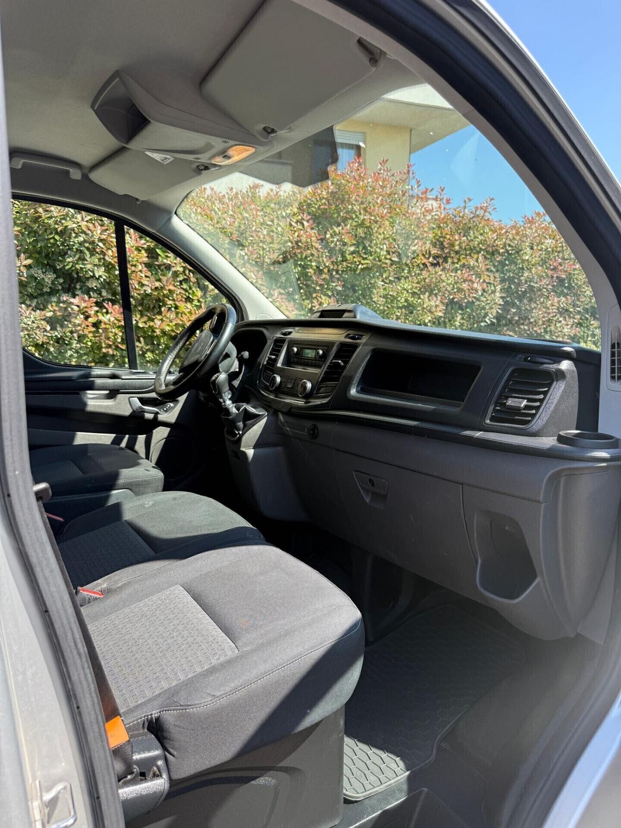 Ford Custom 2.0 Hybrid 130 PC Furgone Trend