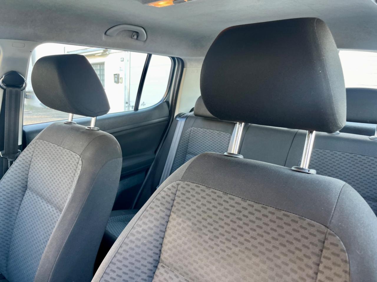 Skoda Fabia 1.6tdi 2011 195.000km per neopatentati
