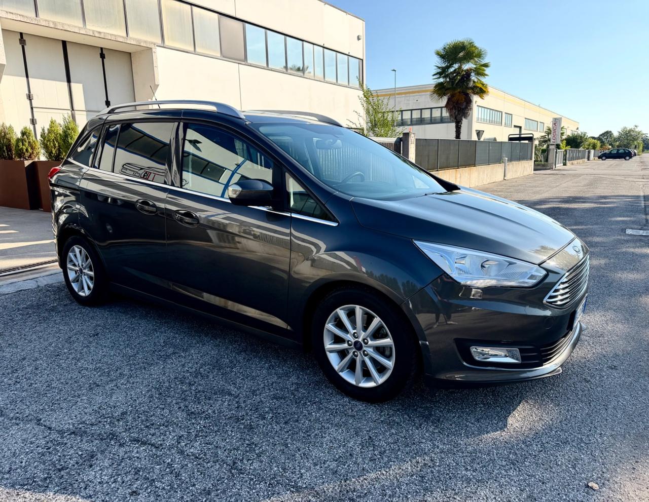 FORD C-MAX 1.5 DCI - 7 POSTI - EURO 6B - NEOPATENTATI