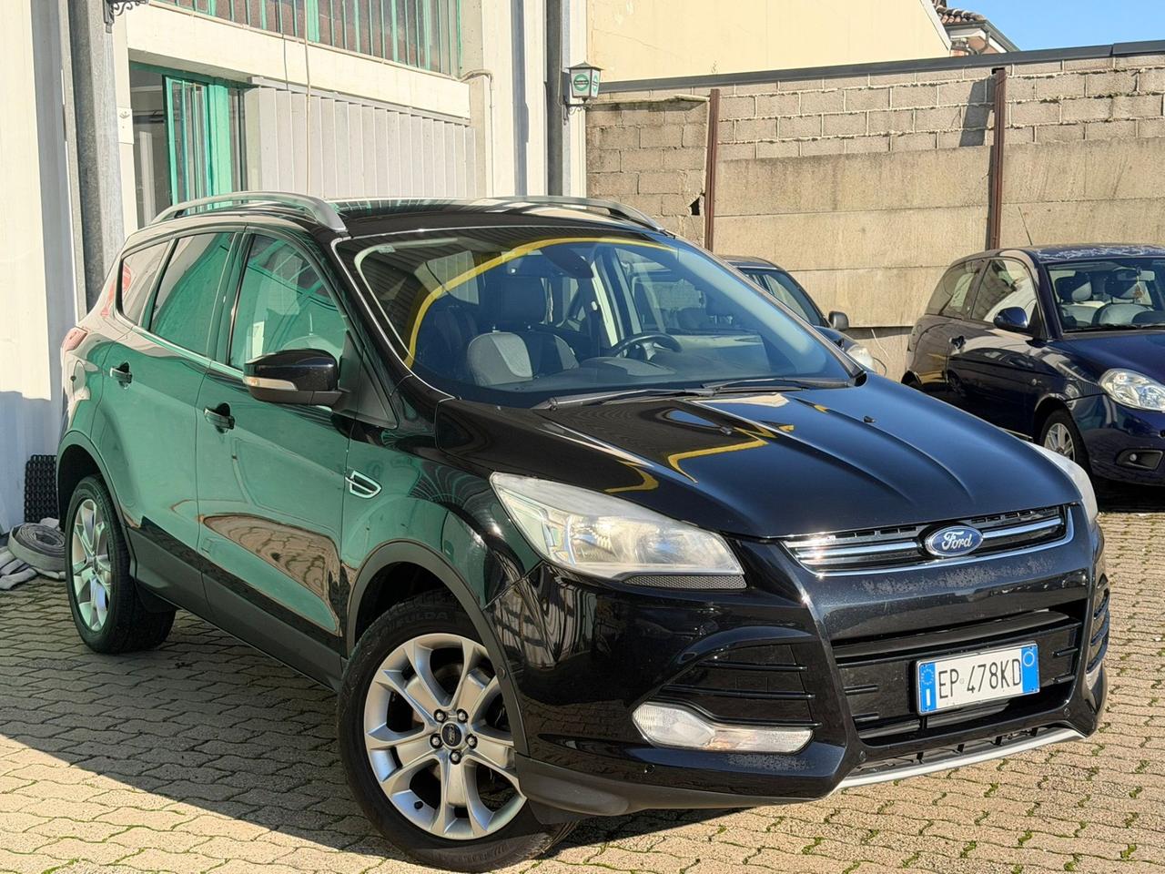 Ford Kuga 2.0 TDCI 163 CV 4WD Powershift Titanium