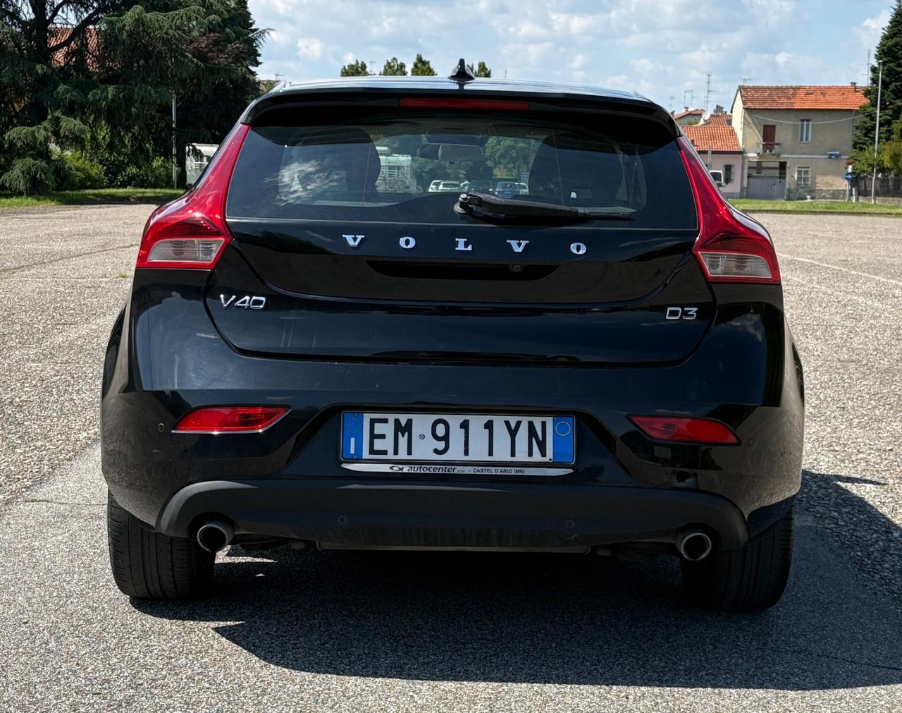 Volvo V40 2.0D3 150cv cambio automatico full