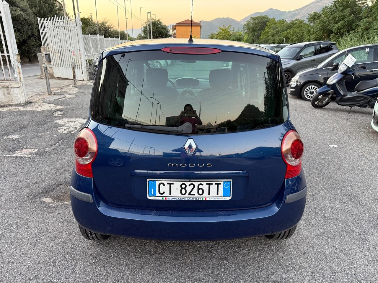 Renault Modus 1.5 dCi 82CV Confort Privilège