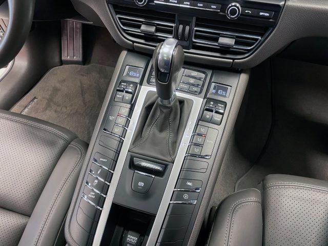 PORSCHE Macan 3.0 S