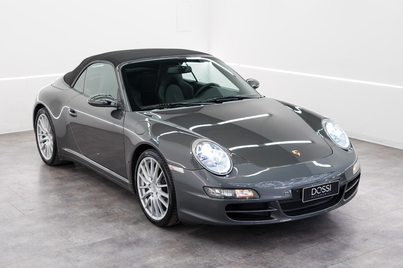 Porsche 911 Carrera 4 Cabriolet
