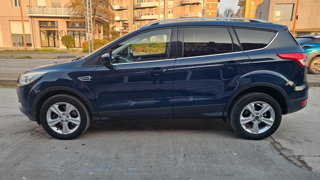 Ford Kuga 2.0 TDCI 115 CV 2WD Titanium