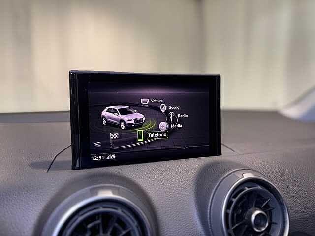 Audi Q2 35 TDI quattro S tronic Admired