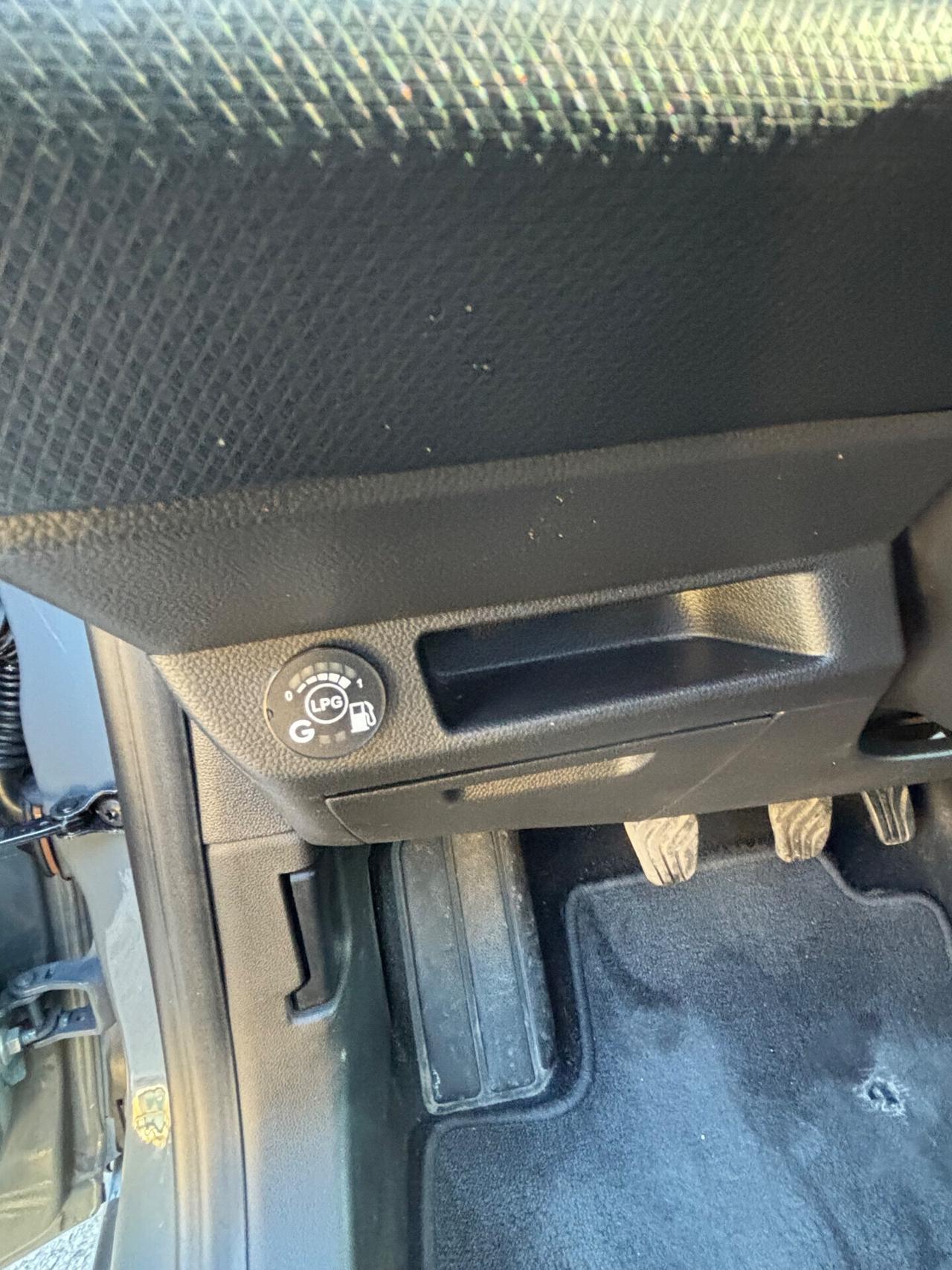 Renault Clio TCe 12V 100 CV GPL 5 porte Intens