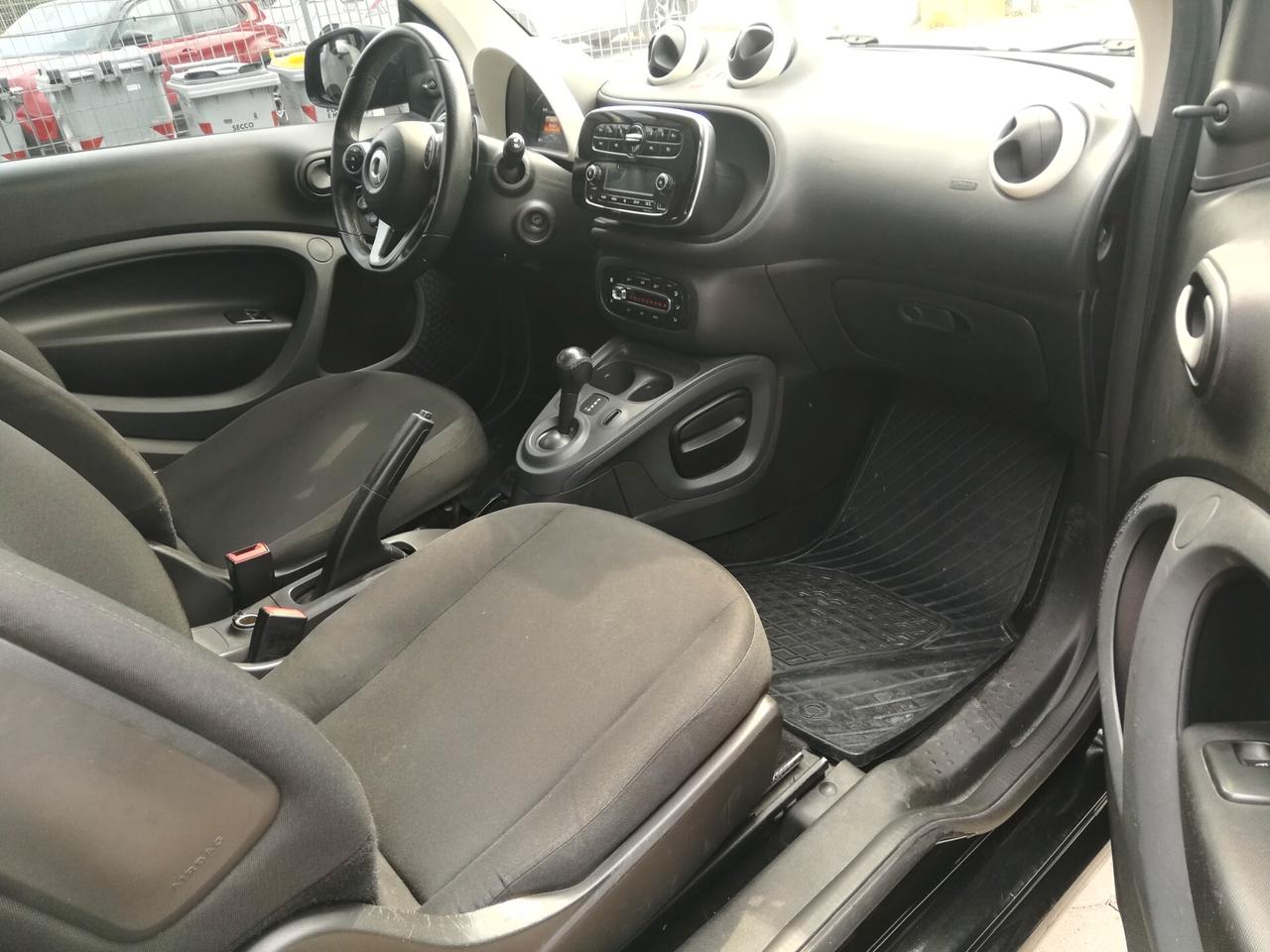SMART - Fortwo - 70 1.0 twinamic Youngster - NEOPATENTATI - FINANZIABILE - PERMUTE