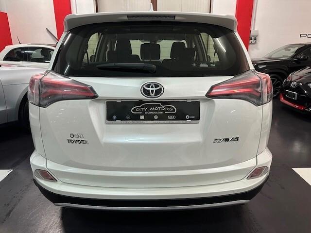 Toyota RAV 4 RAV4 2.0 D-4D 2WD Style White Ed.