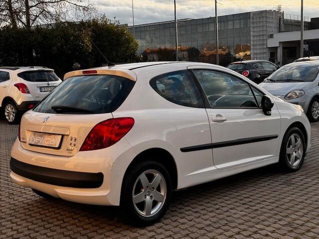 Peugeot 207 1.4 8V 75CV 3p. Energie Sport ECO GPL