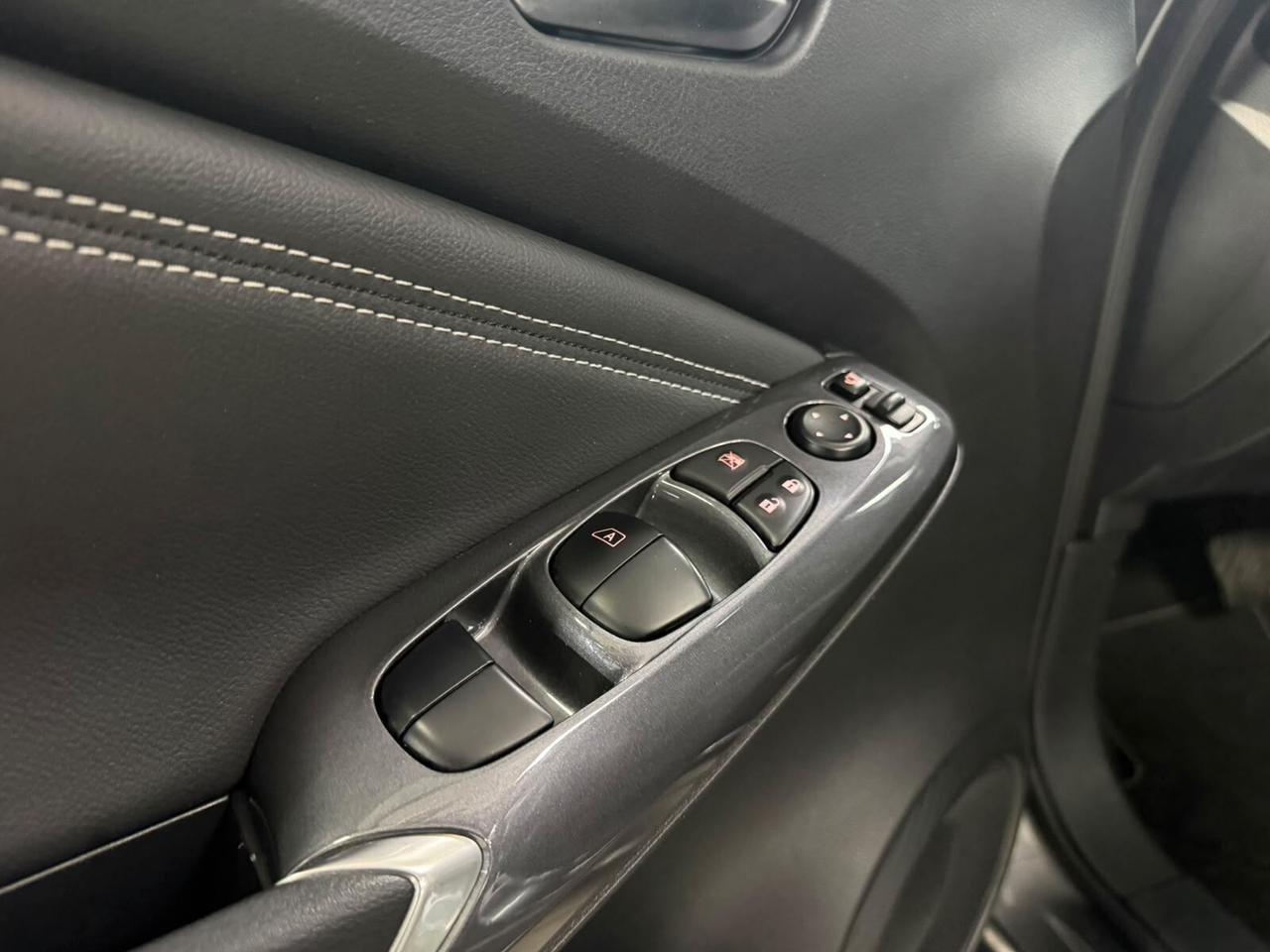 Nissan Juke 1.0 DIG-T 114 CV DCT N-Connecta