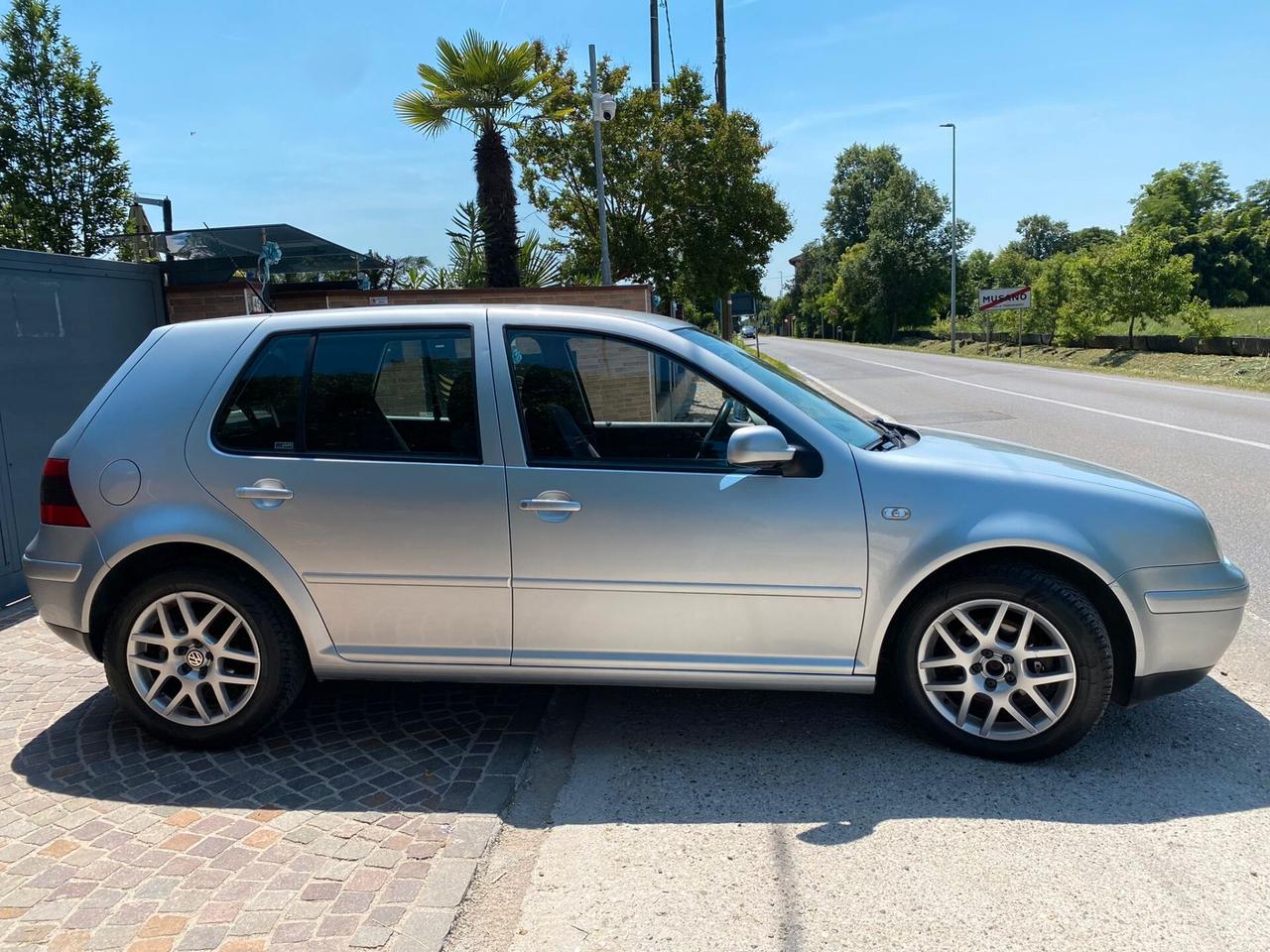 Volkswagen Golf 1.9 TDI/115 CV cat 5 porte GTI