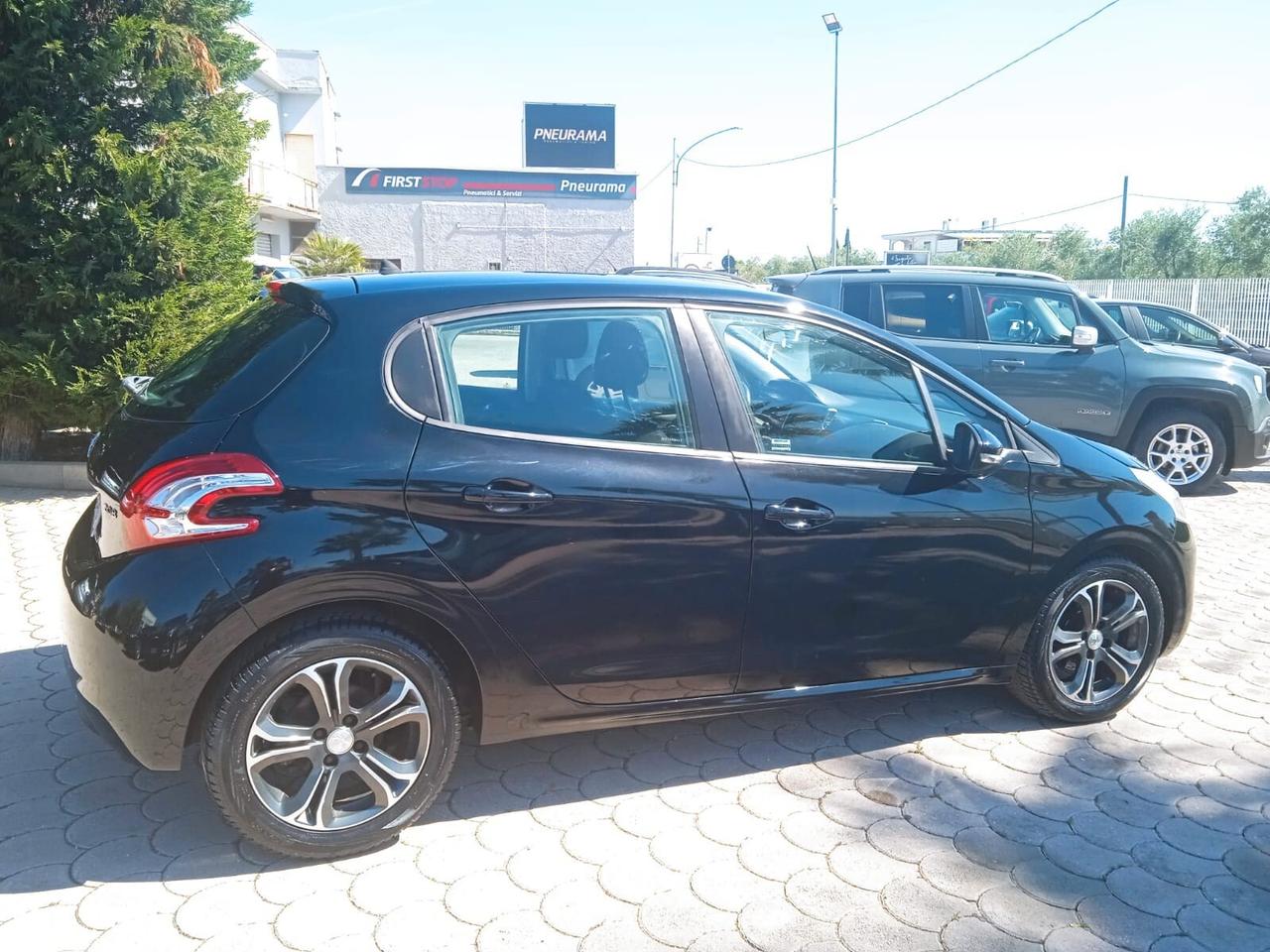 Peugeot 208 1.4 VTi 95 CV 5p. GPL Allure