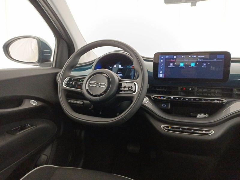 FIAT 500 LA NUOVA E Nuova Hatchback My23 La Nuova - 320 Berlina