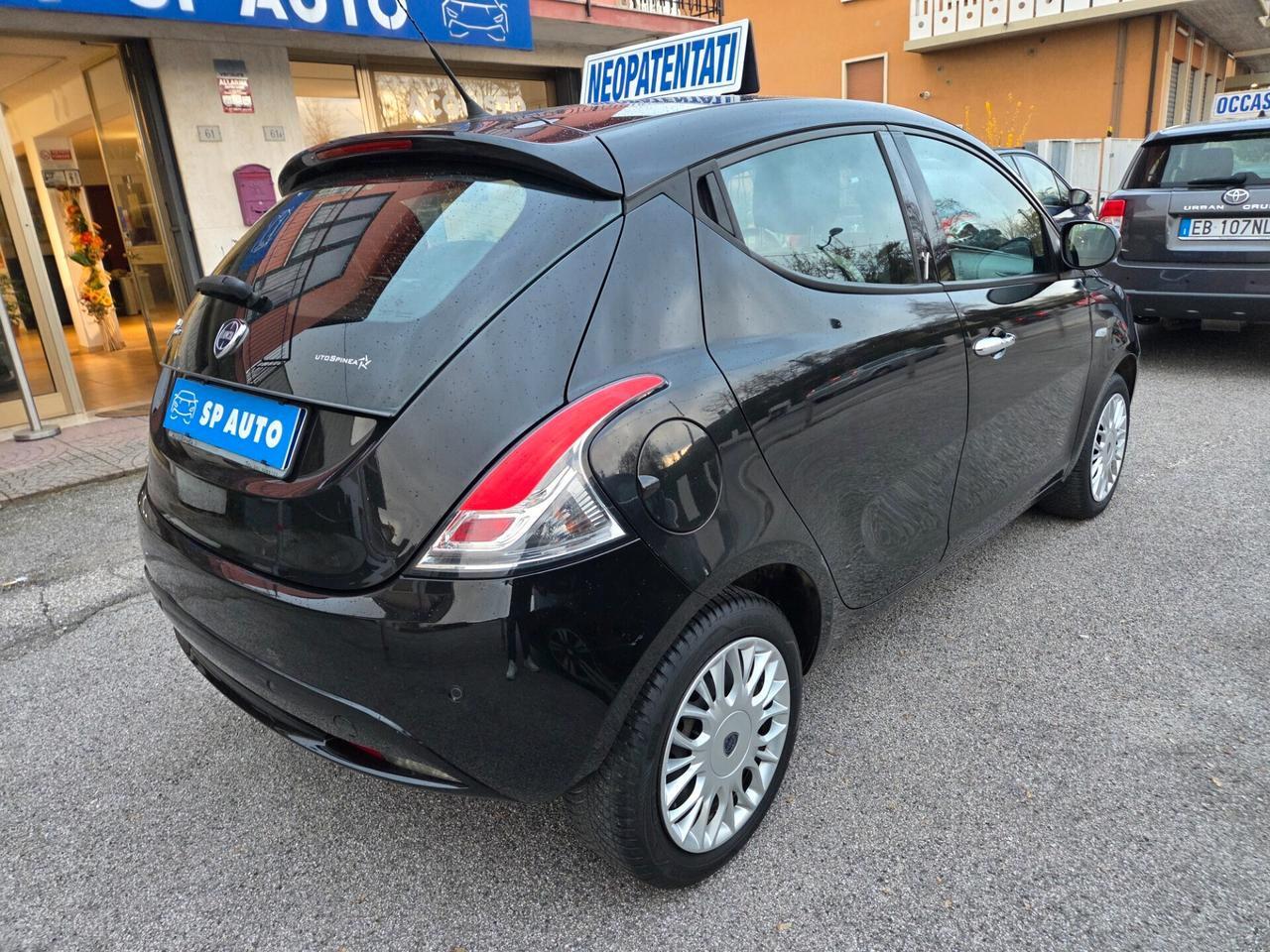 Lancia Ypsilon NEOPATENTATI - 2017