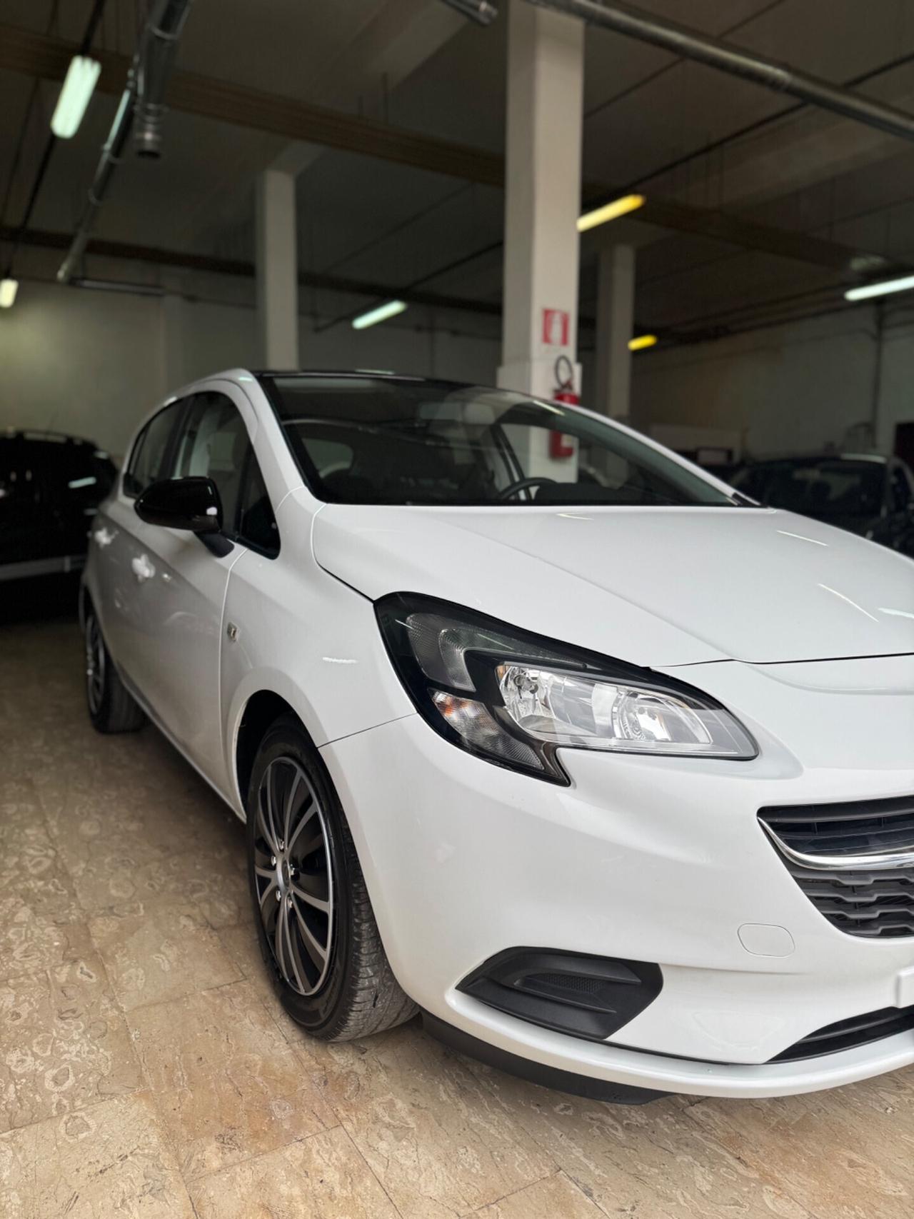 Opel Corsa 2019 1.2 by-color 5 porte