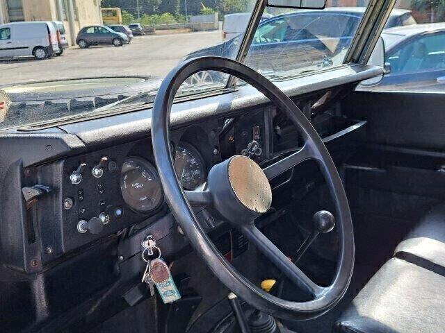Land Rover Defender 88 2.3 d 3°s. safari 4x4 1974