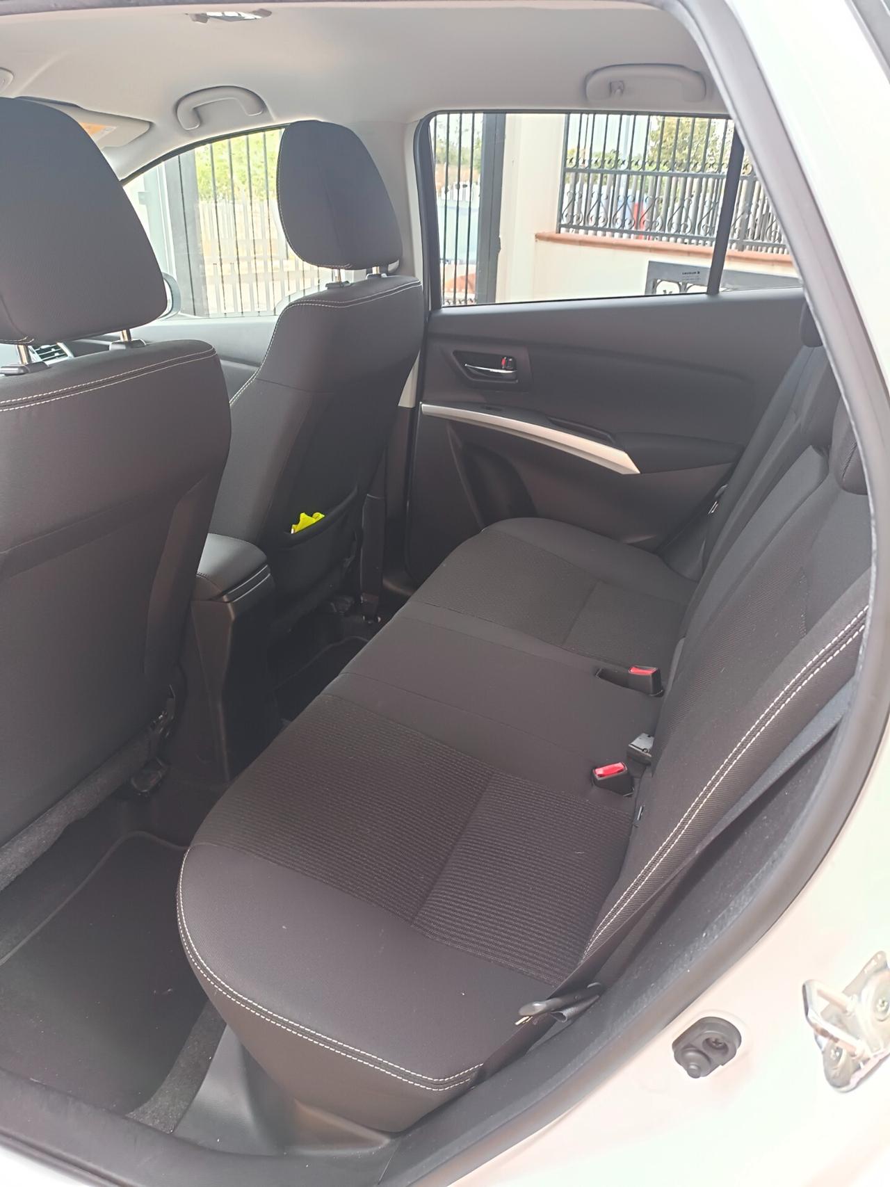 Suzuki S-Cross 1.6 DDiS Start&Stop 4WD All Grip DCT Star View