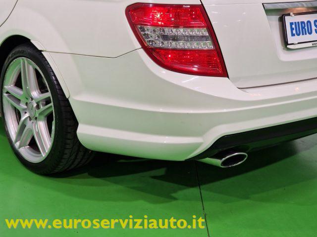 MERCEDES-BENZ C 220 CDI S.W. Avantgarde AMG
