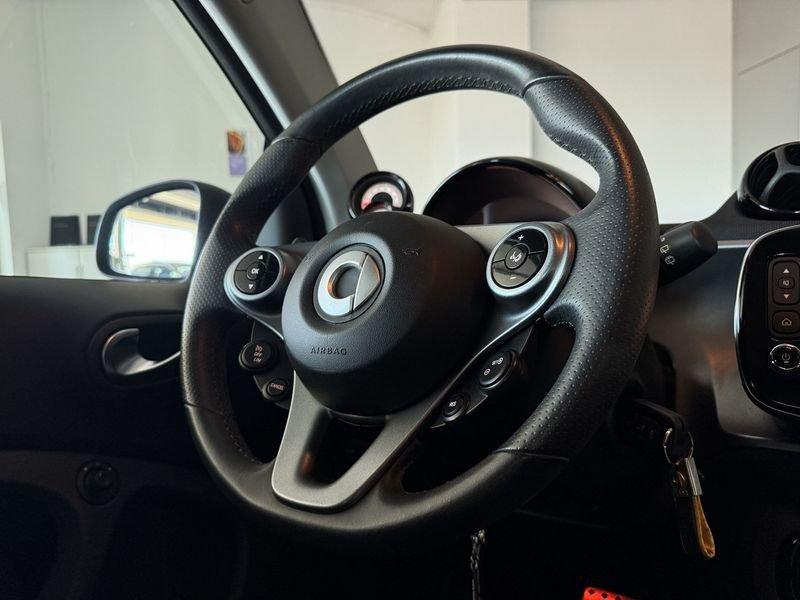 smart fortwo fortwo 90 0.9 Turbo twinamic Passion
