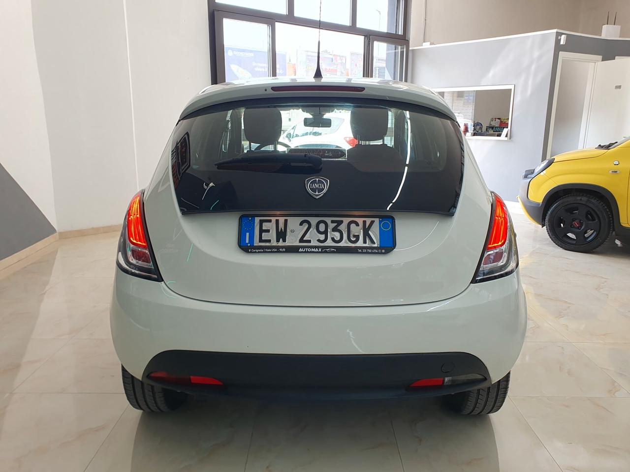 Lancia Ypsilon 1.3 MJT 95cv Platinum 2014