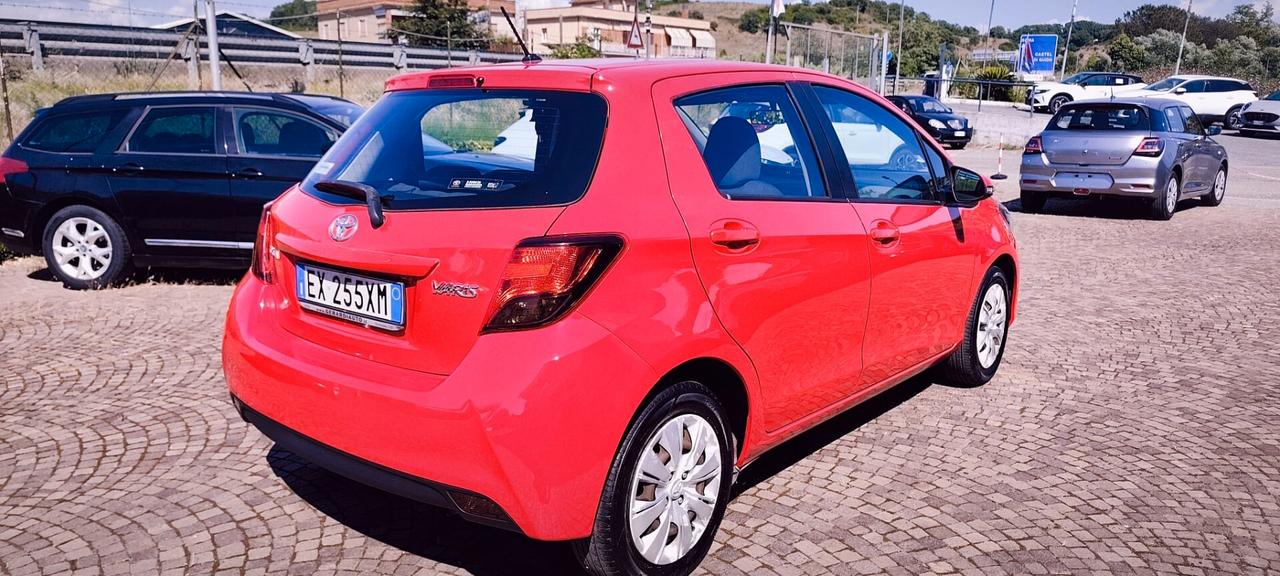 Toyota Yaris 1.0 5 porte