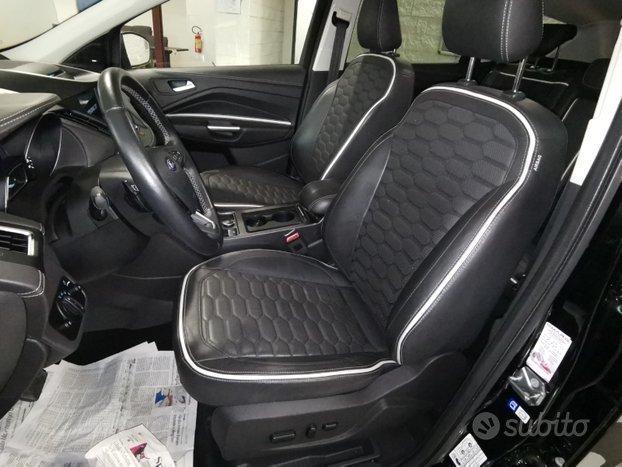 Ford Kuga 2.0tdci 180cv Powershift AWD Vignale