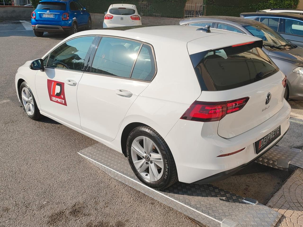 Volkswagen Golf 8 2.0 TDI 150 CV DSG /Life/ - IQ.Light, Digital Cockpit, Tetto Panoramico Apribile