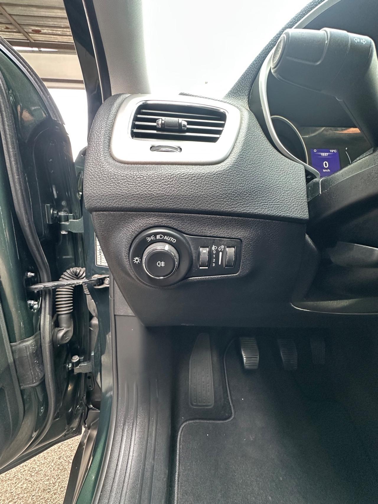 Jeep Compass 1.3 Turbo T4 2WD Business