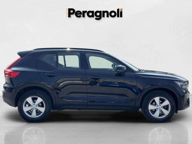 VOLVO XC40 T2 ESSENTIAL AUTOMATICA