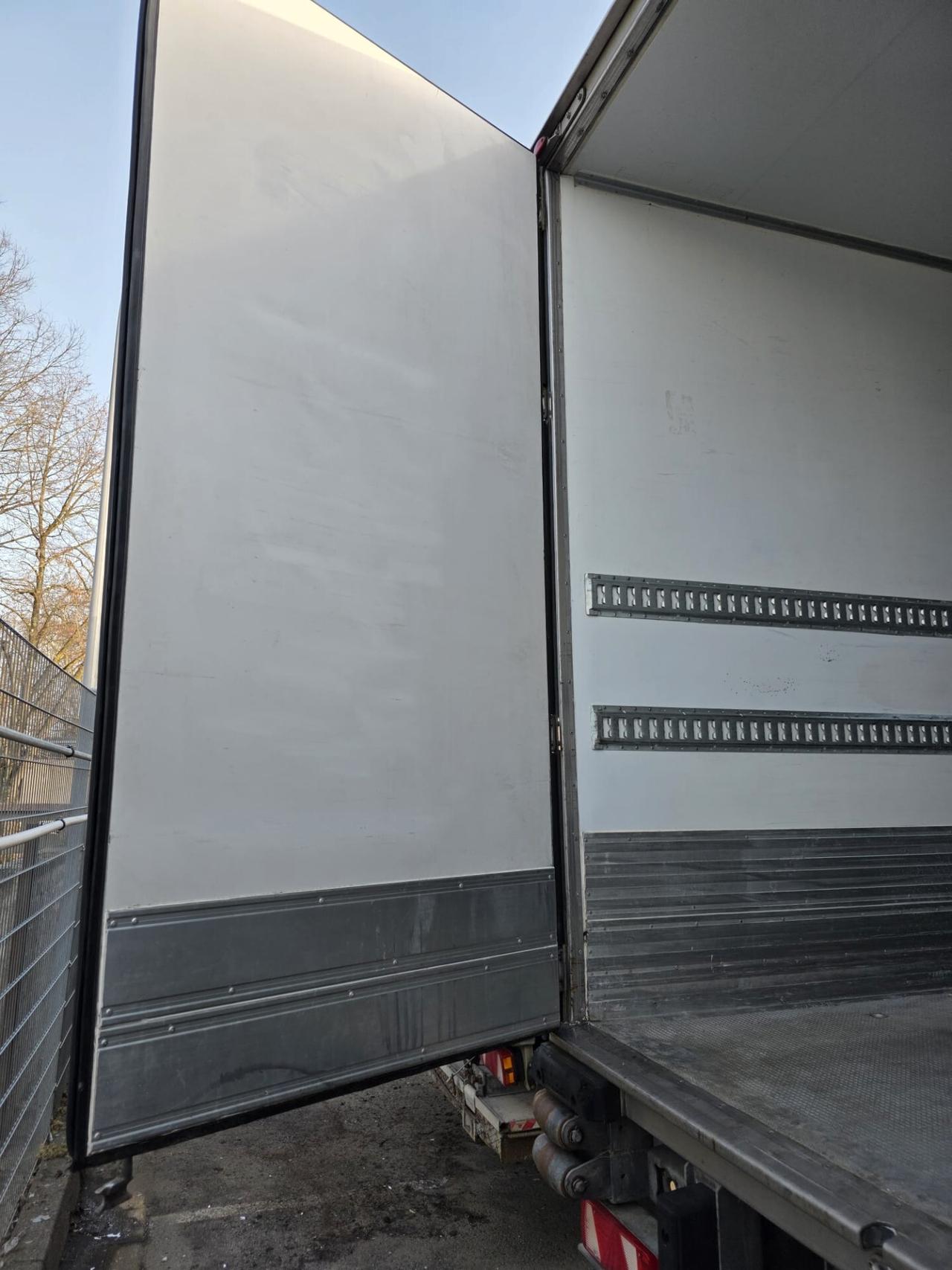 SEMIRIMORCHIO FRUEHAUF 12-2014 CON SPONDA E.